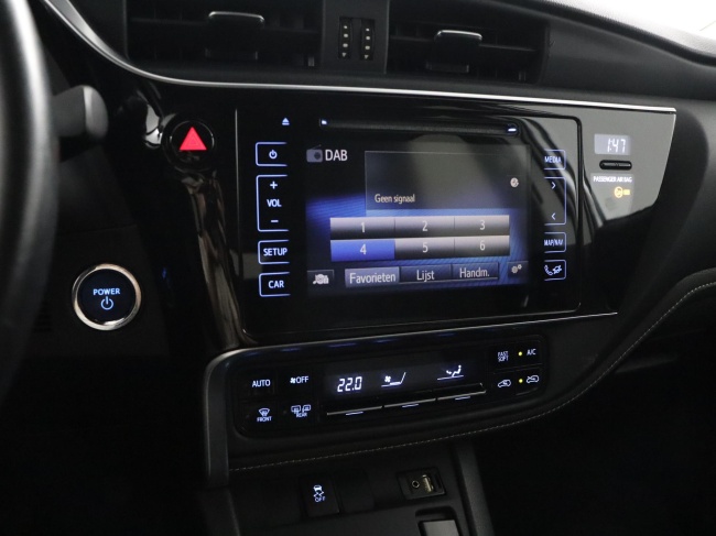 Toyota Auris Touring Sports - 1.8 Hybrid Dynamic Go