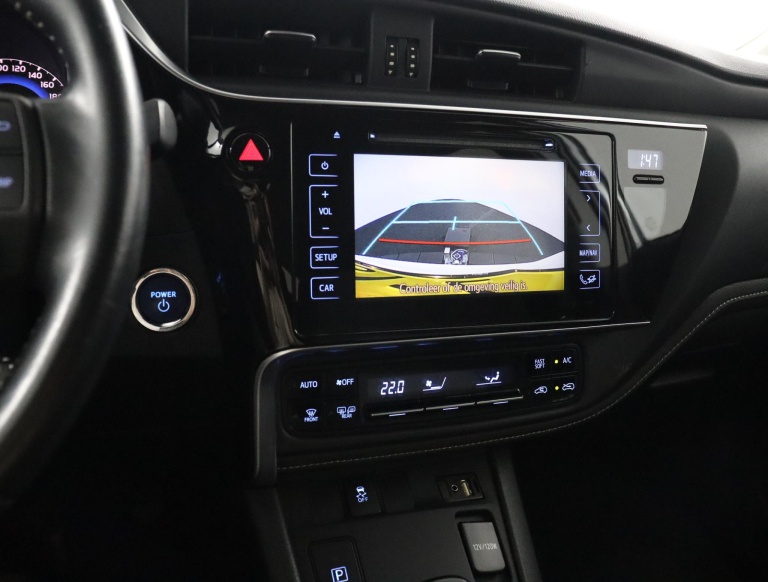 Toyota Auris Touring Sports - 1.8 Hybrid Dynamic Go 9