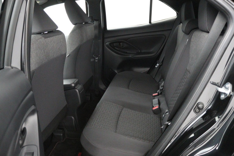 Toyota Yaris Cross - 1.5 Hybrid Dynamic Comfort Pack 18