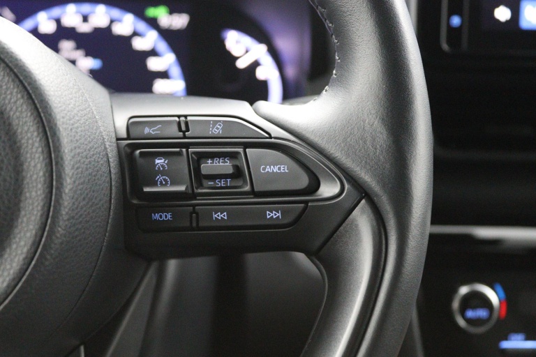 Toyota Yaris Cross - 1.5 Hybrid Dynamic Comfort Pack 21