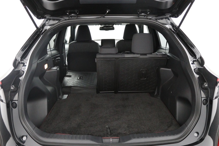 Toyota Yaris Cross - 1.5 Hybrid Dynamic Comfort Pack 24