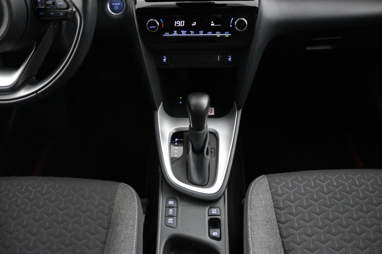 Toyota Yaris Cross - 1.5 Hybrid Dynamic Comfort Pack 26