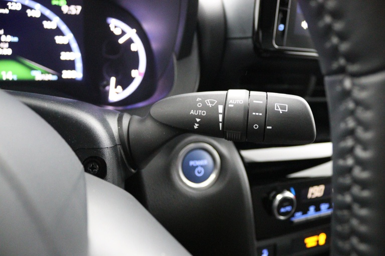 Toyota Yaris Cross - 1.5 Hybrid Dynamic Comfort Pack 31