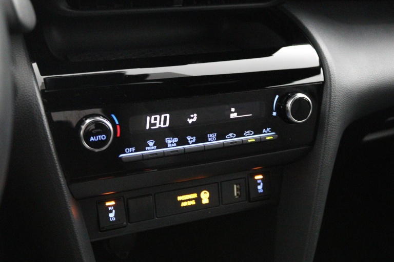 Toyota Yaris Cross - 1.5 Hybrid Dynamic Comfort Pack 7