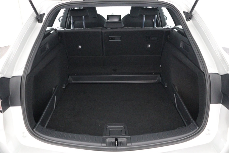 Toyota Corolla Touring Sports - 1.8 Hybrid Active 24