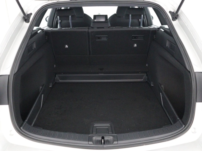 Toyota Corolla Touring Sports - 1.8 Hybrid Active