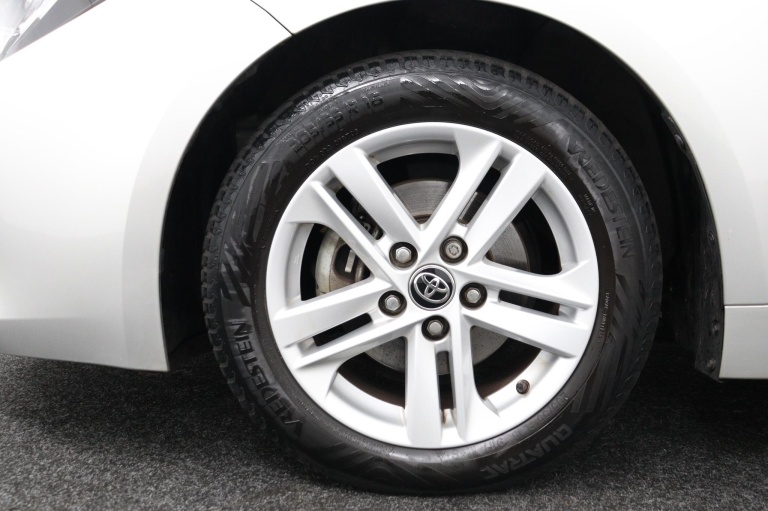 Toyota Corolla Touring Sports - 1.8 Hybrid Active 39