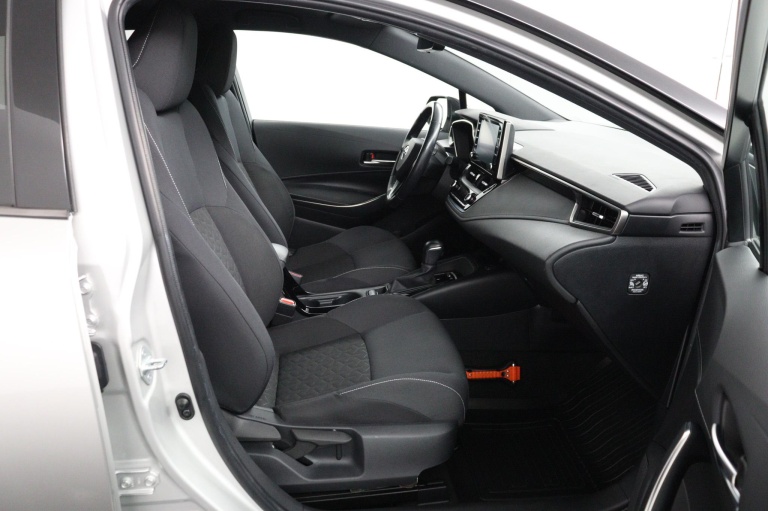 Toyota Corolla Touring Sports - 1.8 Hybrid Dynamic 22