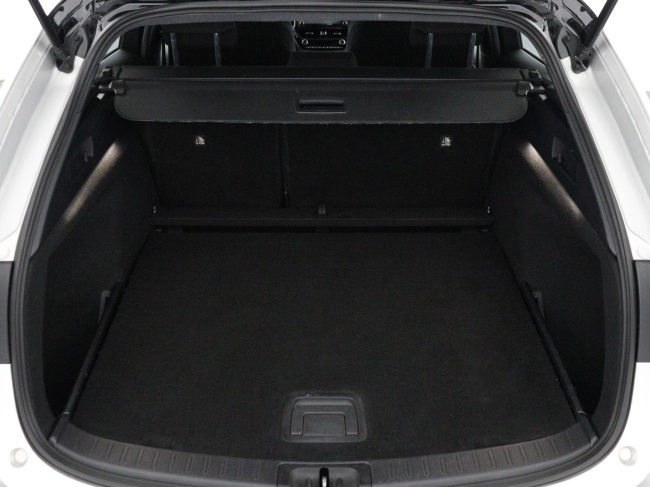 Toyota Corolla Touring Sports - 1.8 Hybrid Dynamic