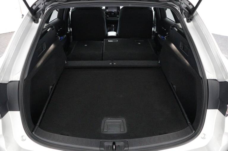 Toyota Corolla Touring Sports - 1.8 Hybrid Dynamic 26