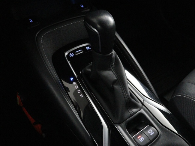 Toyota Corolla Touring Sports - 1.8 Hybrid Dynamic