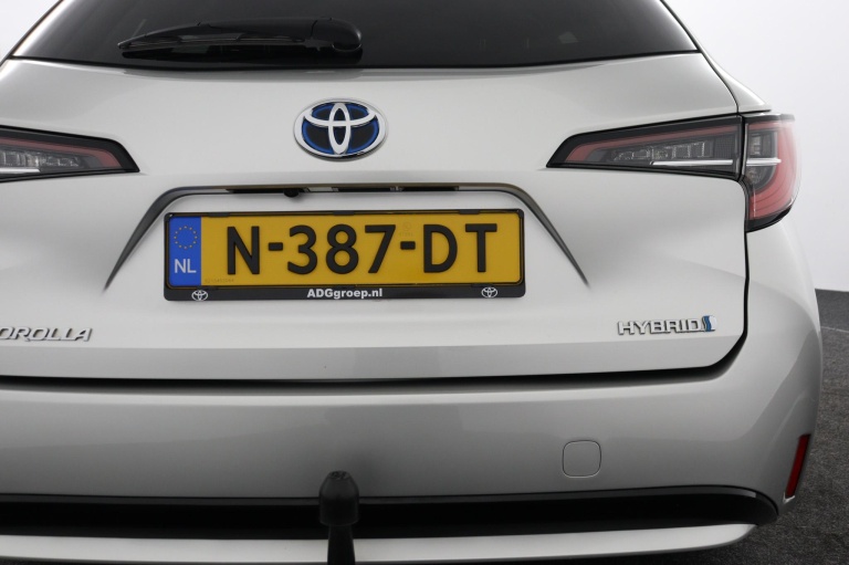 Toyota Corolla Touring Sports - 1.8 Hybrid Dynamic 43