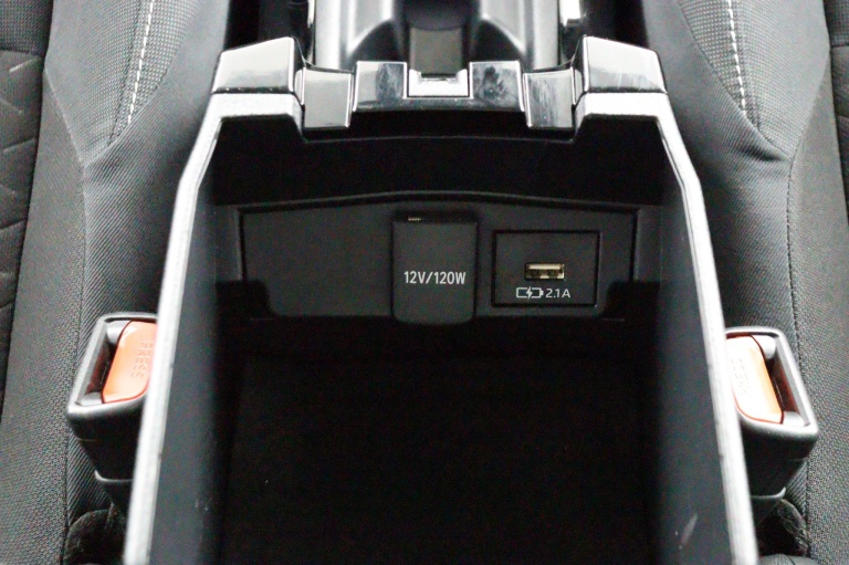 Toyota Corolla Touring Sports - 1.8 Hybrid Dynamic 57