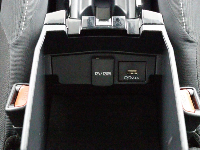 Toyota Corolla Touring Sports - 1.8 Hybrid Dynamic