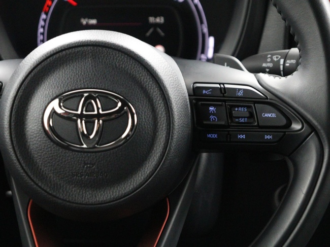 Toyota Aygo X - 1.0 VVT-i S-CVT Envy