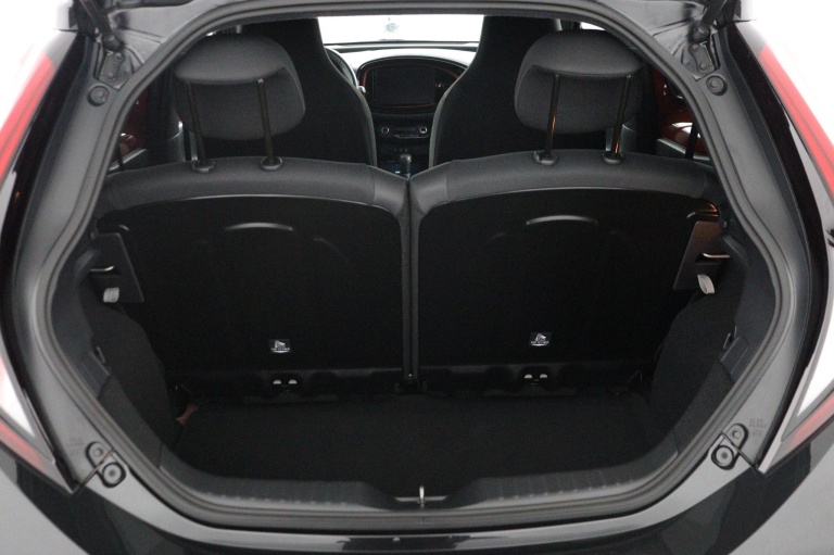 Toyota Aygo X - 1.0 VVT-i S-CVT Envy 24