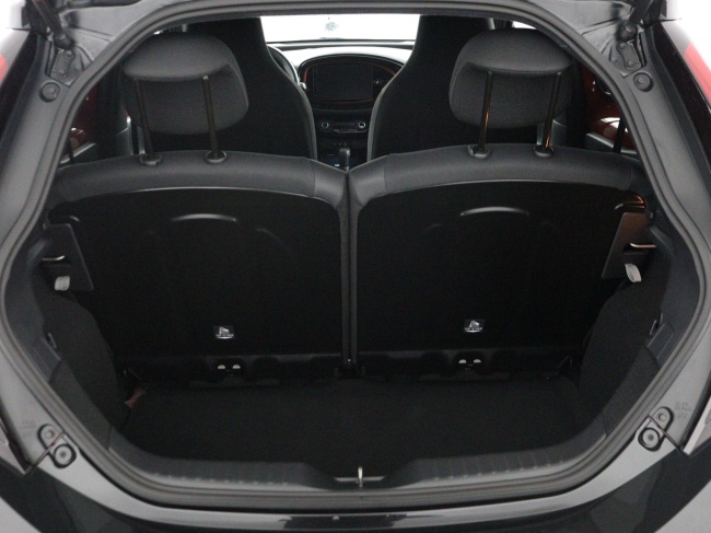 Toyota Aygo X - 1.0 VVT-i S-CVT Envy