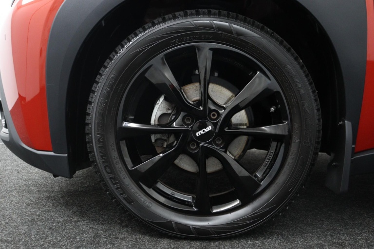 Toyota Aygo X - 1.0 VVT-i S-CVT Envy 39