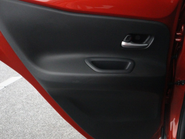 Toyota Aygo X - 1.0 VVT-i S-CVT Envy