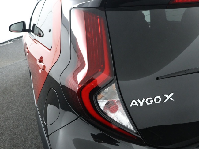 Toyota Aygo X - 1.0 VVT-i S-CVT Envy