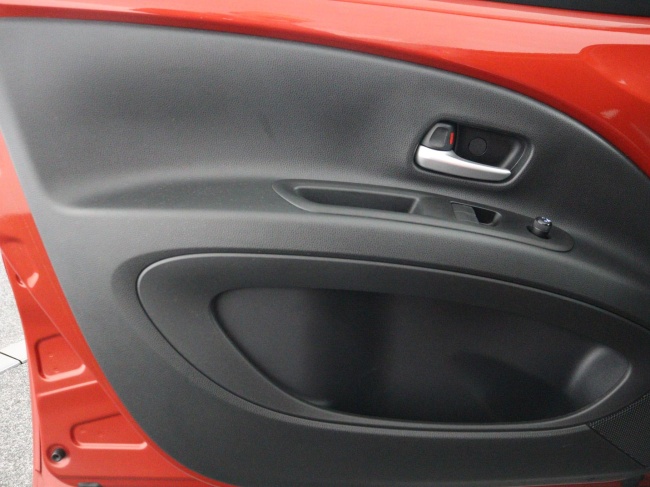 Toyota Aygo X - 1.0 VVT-i S-CVT Envy