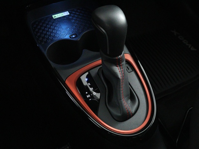Toyota Aygo X - 1.0 VVT-i S-CVT Envy