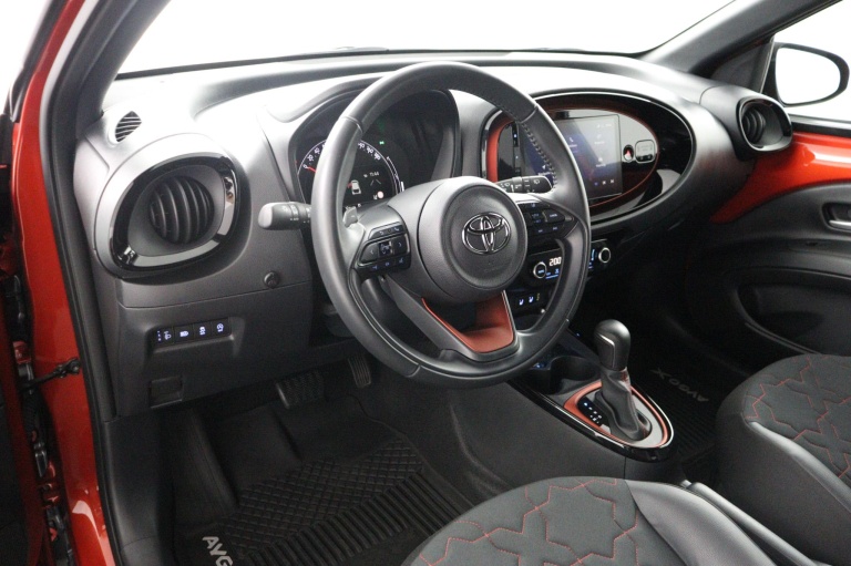 Toyota Aygo X - 1.0 VVT-i S-CVT Envy 56