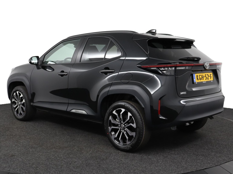 Toyota Yaris Cross - 1.5 Hybrid 115 Dynamic 12