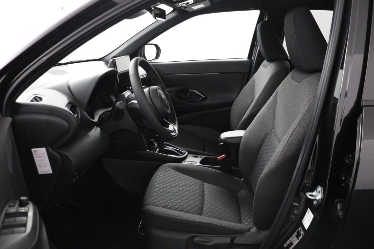 Toyota Yaris Cross - 1.5 Hybrid 115 Dynamic 16