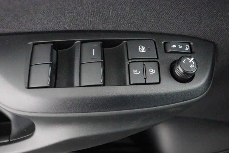 Toyota Yaris Cross - 1.5 Hybrid 115 Dynamic 28