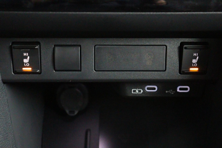 Toyota Yaris Cross - 1.5 Hybrid 115 Dynamic 59