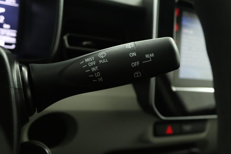 Suzuki Ignis - 1.2 Select Intro 31