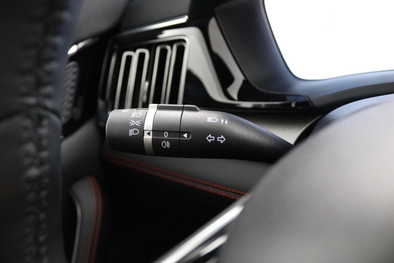 BYD SEAL U - 1.5 DM-i FWD Boost 26