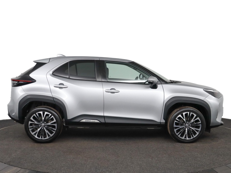 Toyota Yaris Cross - 1.5 Hybrid Executive 13