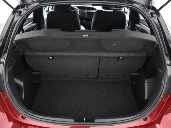 Toyota Yaris - 1.5 Hybrid Bi-Tone