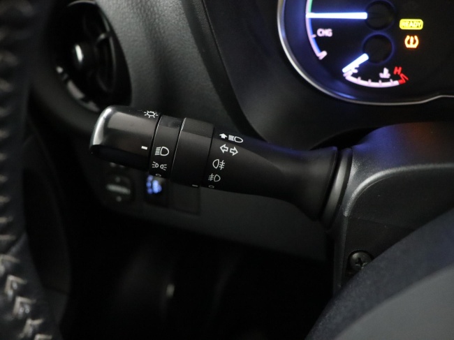 Toyota Yaris - 1.5 Hybrid Bi-Tone