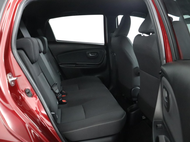 Toyota Yaris - 1.5 Hybrid Bi-Tone