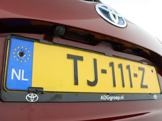 Toyota Yaris - 1.5 Hybrid Bi-Tone