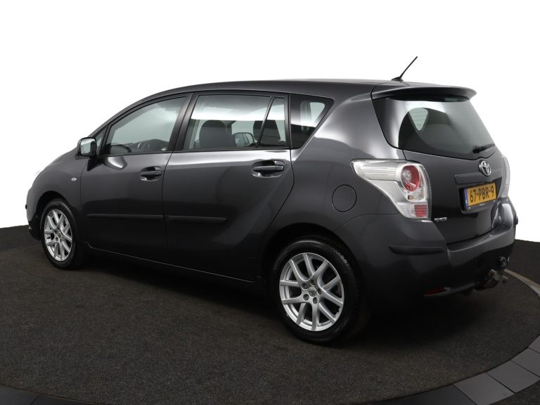 Toyota Verso - 1.8 VVT-i Business 12