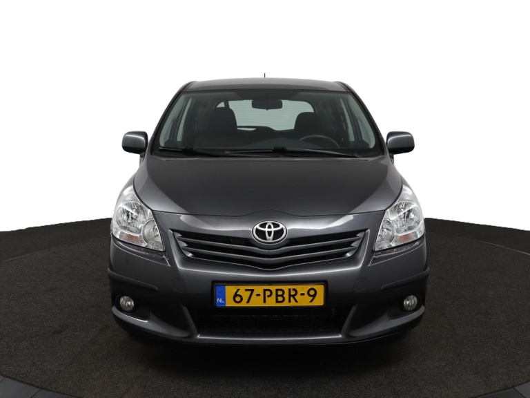Toyota Verso - 1.8 VVT-i Business 16