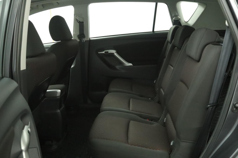 Toyota Verso - 1.8 VVT-i Business 18