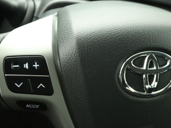 Toyota Verso - 1.8 VVT-i Business