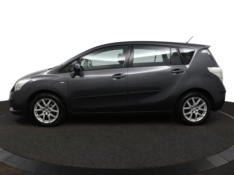 Toyota Verso - 1.8 VVT-i Business 3