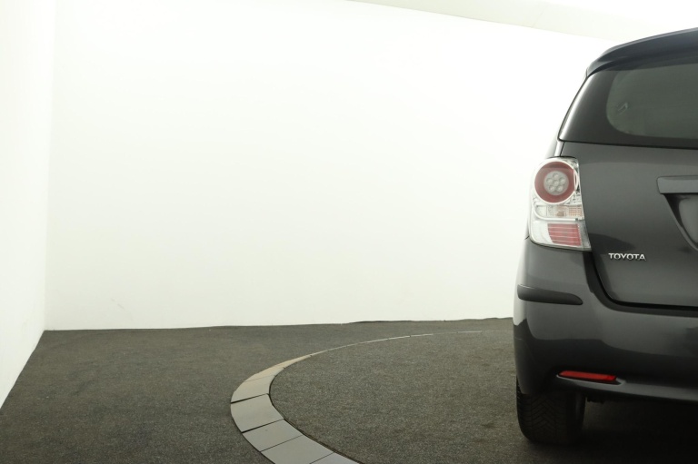 Toyota Verso - 1.8 VVT-i Business 40