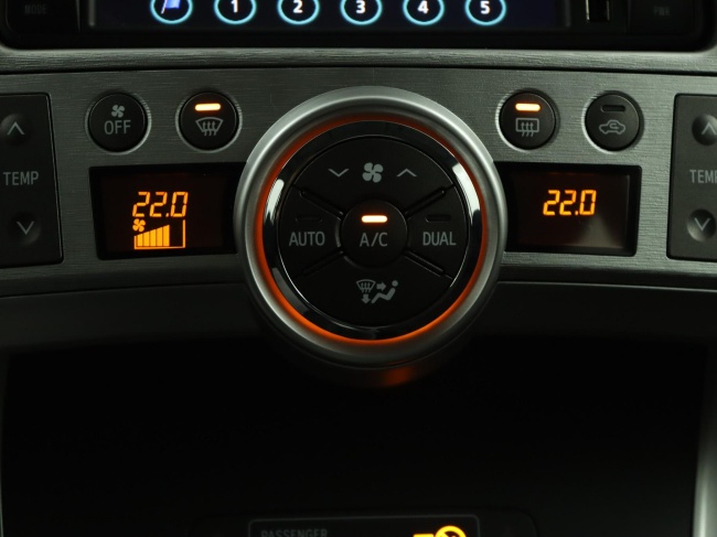 Toyota Verso - 1.8 VVT-i Business