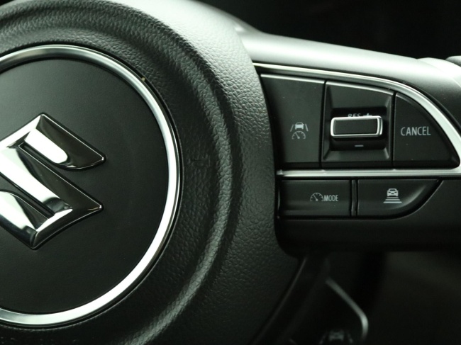 Suzuki Swift - 1.2 Select Smart Hybrid