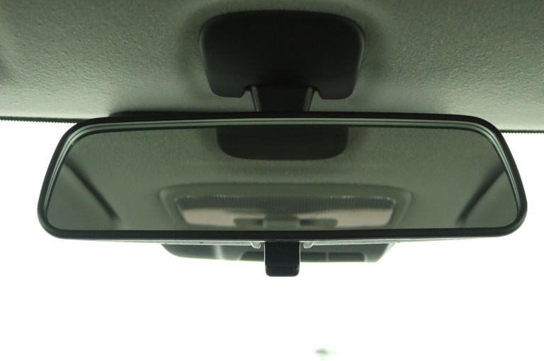 Suzuki Swift - 1.2 Select Smart Hybrid 69