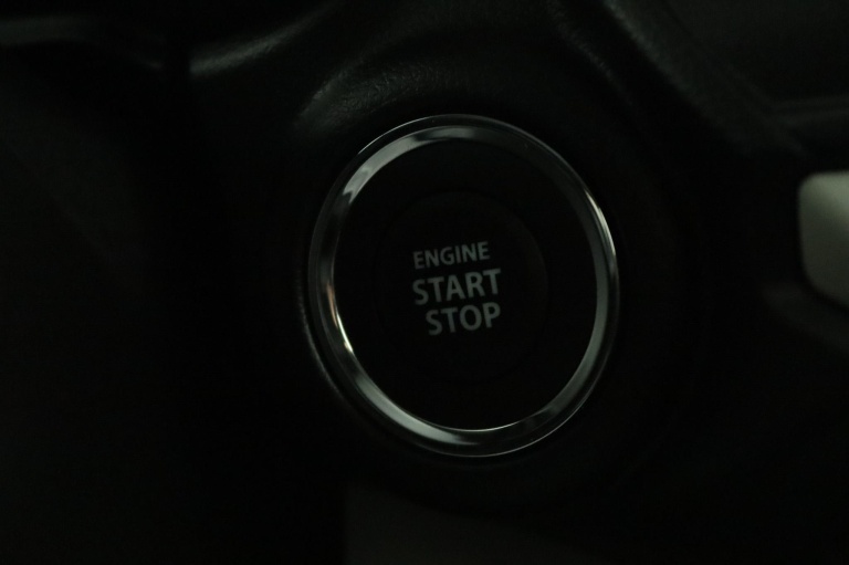 Suzuki Swift - 1.2 Select Smart Hybrid 70