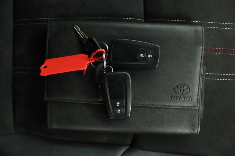 Toyota C-HR - 2.0 Hybrid GR-Sport 11