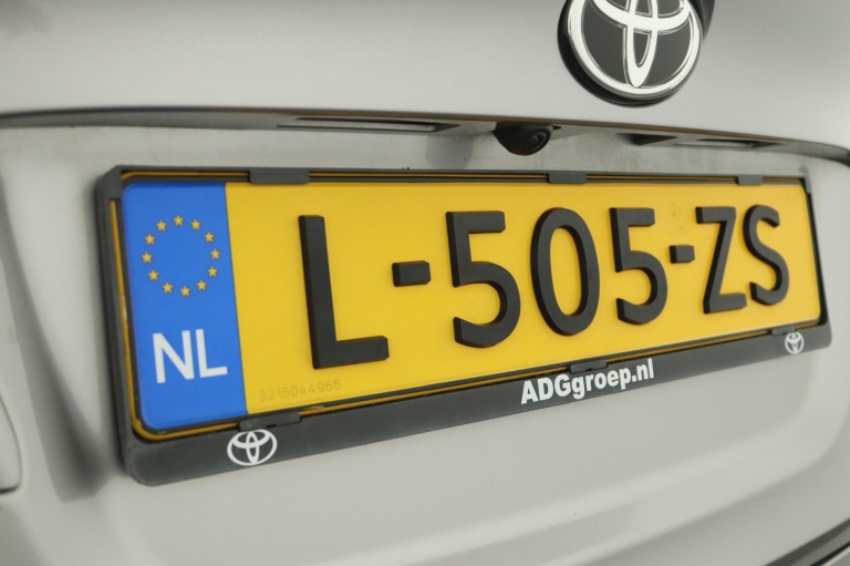 Toyota C-HR - 2.0 Hybrid GR-Sport 42